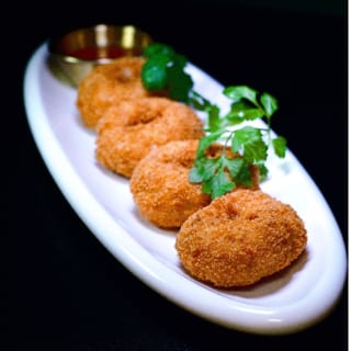 Jia's Shrimp Donut