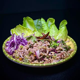 LARB THAI LETTUCE WRAP